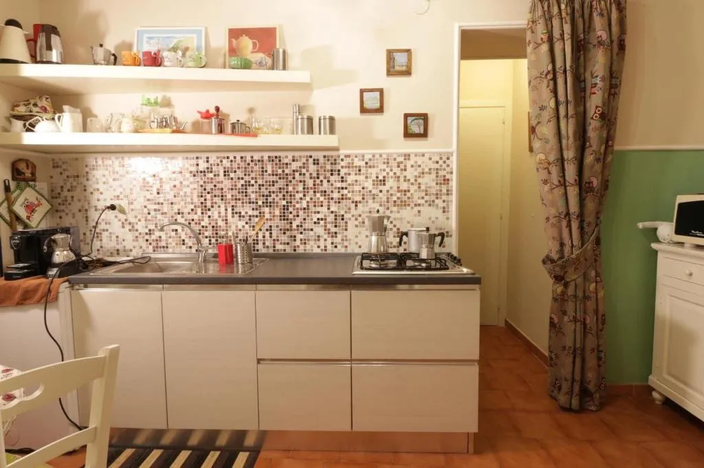 Room, B&B Speranzella, Naples