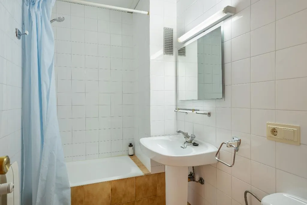 SINGLE STANDARD Room, Santuario de Lluc, Majorca