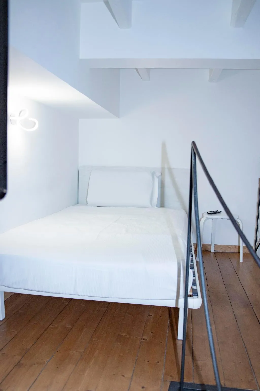 STUDIO CAPACITY 4 Room, Easy Apartment Navigli, Milan