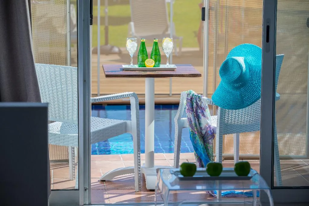 FAMILY ROOM POOL VIEW Room, Leonardo Cypria Bay, Cyprus