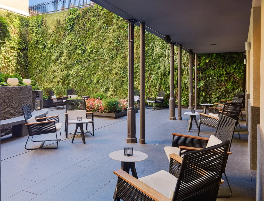 Terrace, H10 Urquinaona Plaza, Barcelona