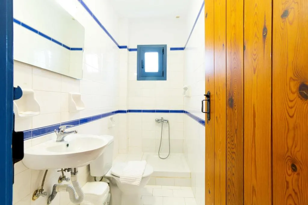 Room, Okirroi Villas and Apts, Crete