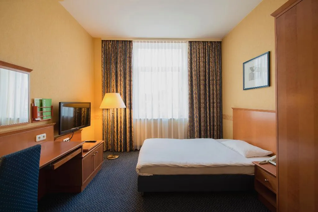 SINGLE STANDARD Room, Scandic Gdansk, Gdansk