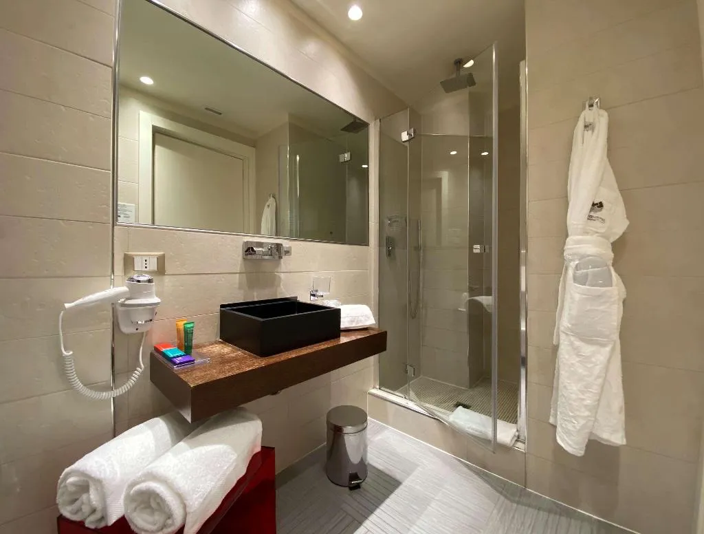 Room, Devero Hotel & Spa, BW Signature Collection, Milan