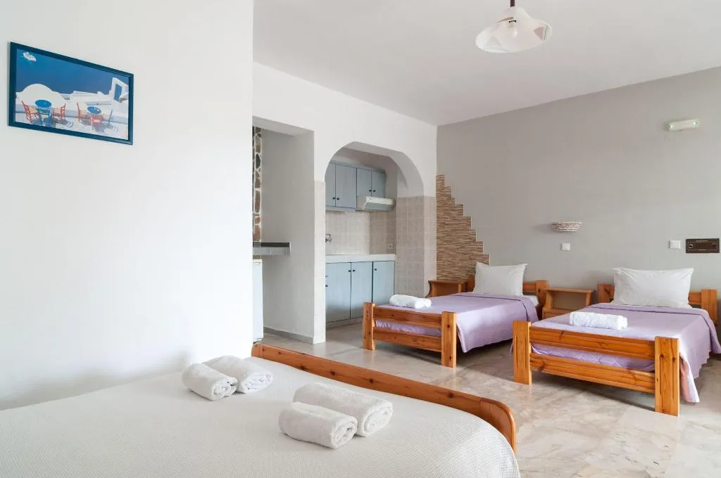 Room, Holiday Beach Resort, Santorini