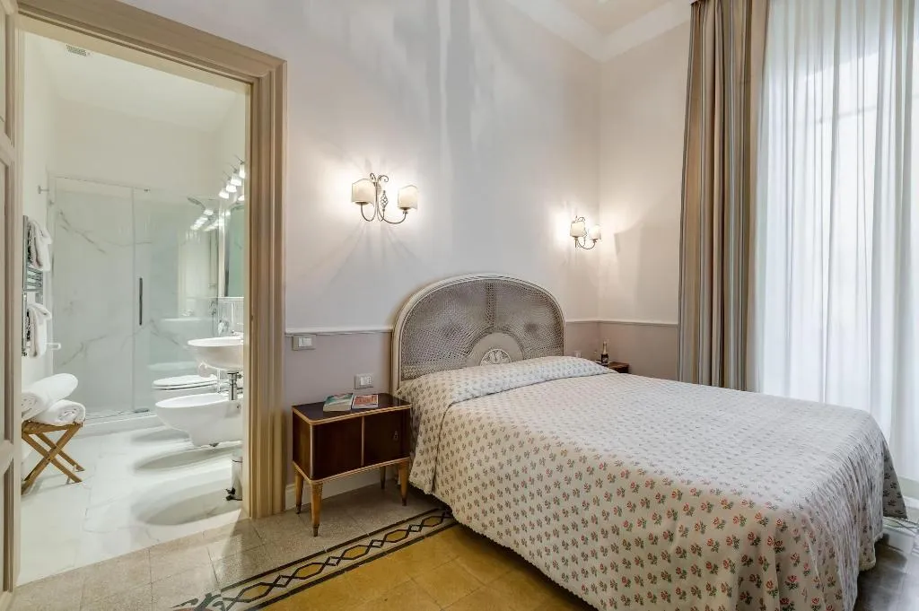 General view, Rome Charming Suites, Naples