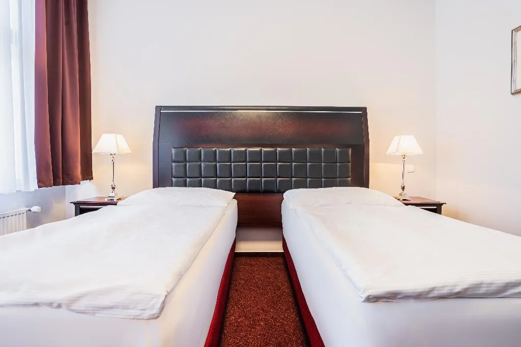 Double or Twin STANDARD Room, EA Hotel Tosca, Prague