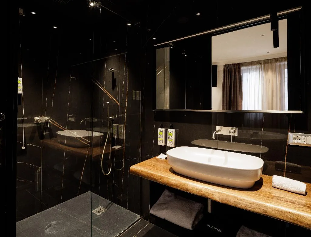 JUNIOR SUITE STANDARD Room, The Corner Duomo Hotel, Naples
