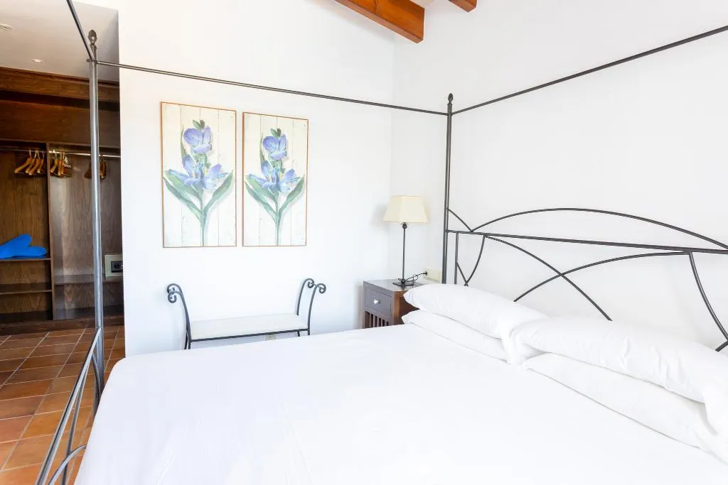 VILLA STANDARD Room, VIllas Finesse, Menorca