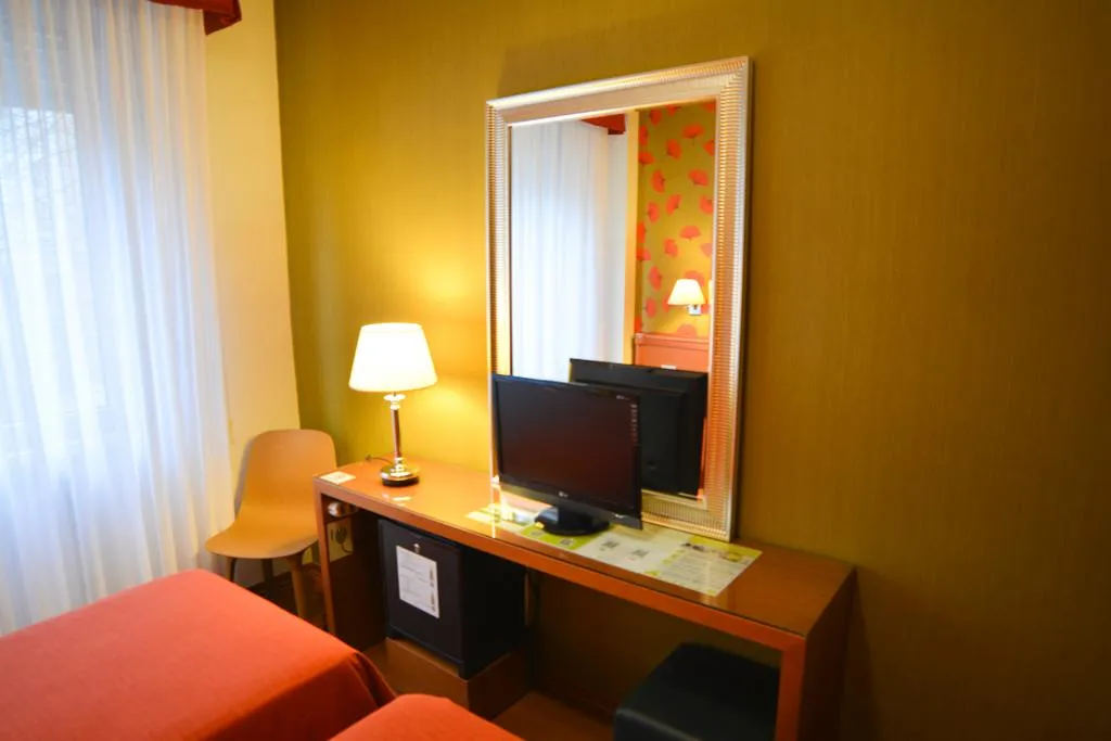 TWIN STANDARD Room, Eco Hotel Milano & Bioriso Restaurant, Milan