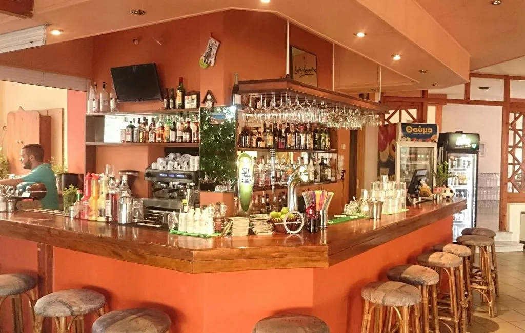 Bar, Ideal Apts, Crete