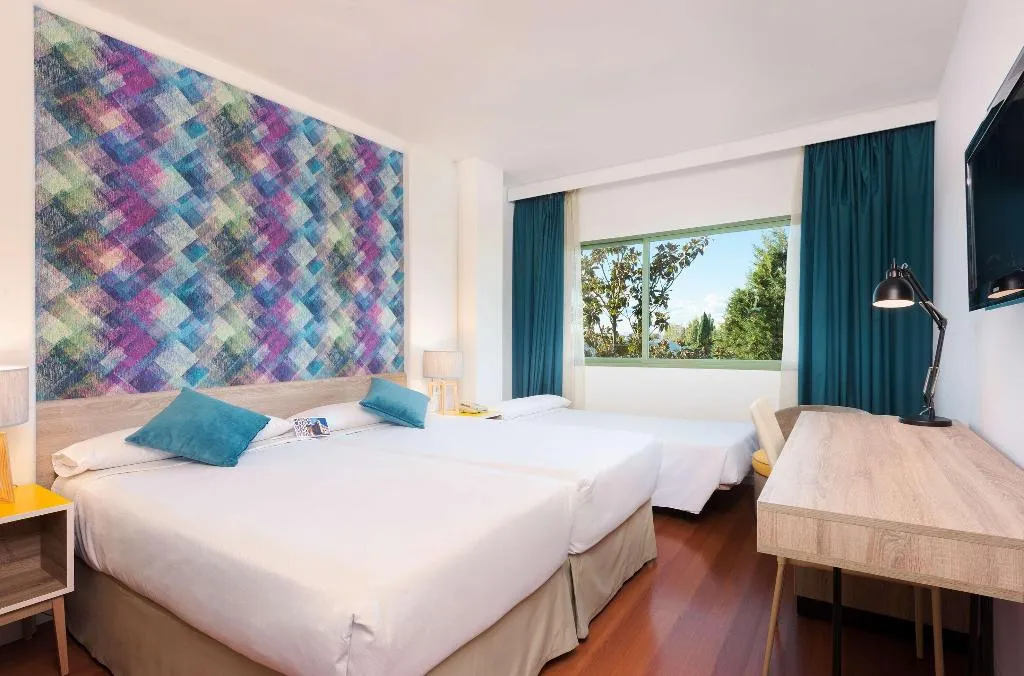 Room, Guadalajara Conference Center Affiliated By Melia, Madrid