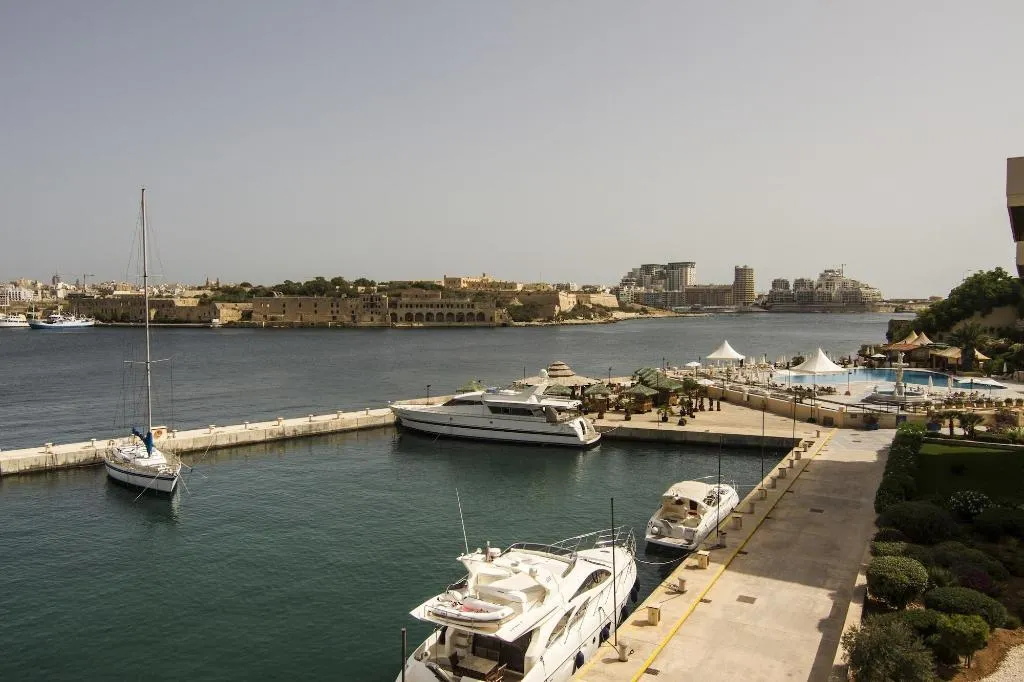 Sports and Entertainment, Grand Hotel Excelsior, Malta