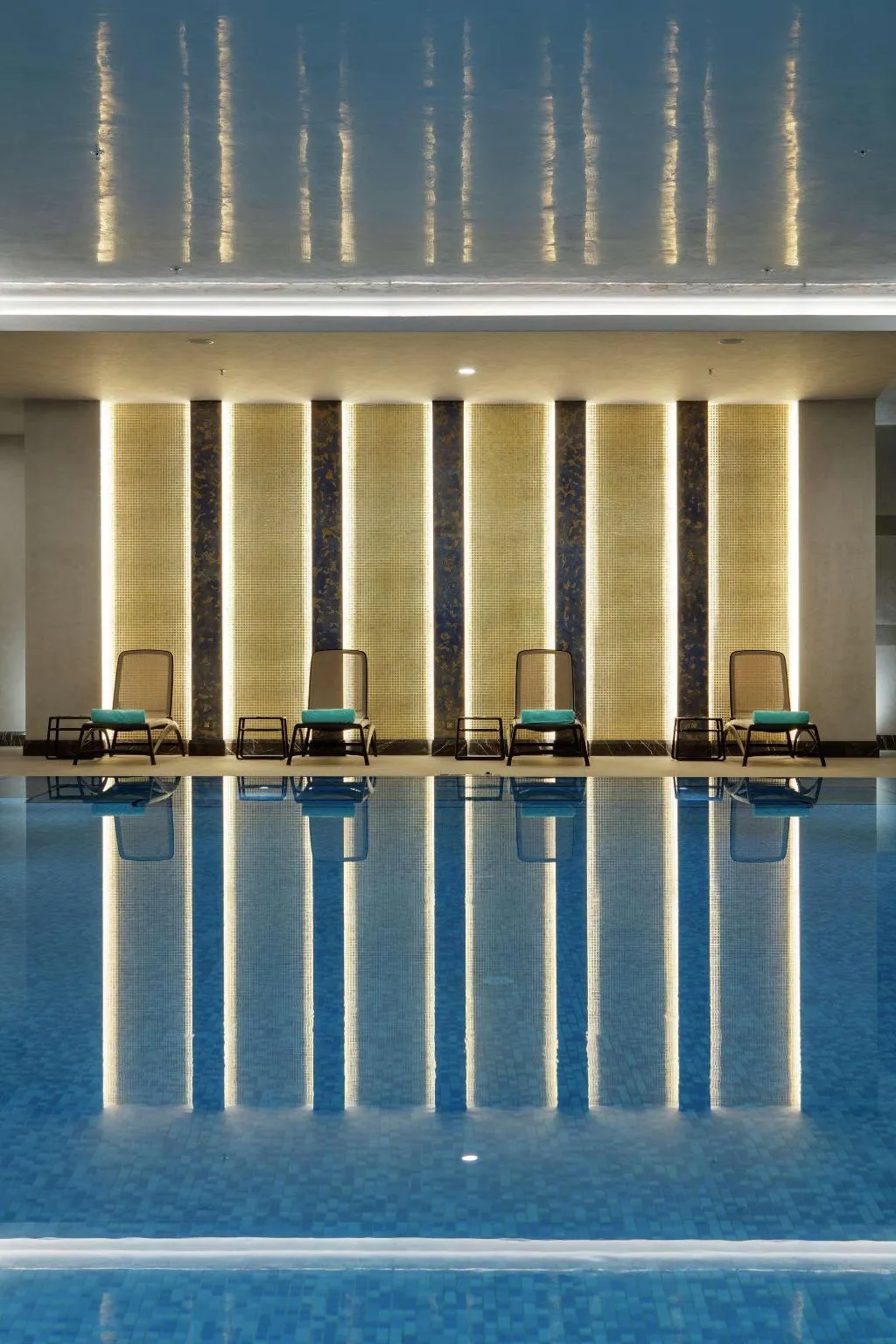 Pool, Doubletree Hilton Antalya City Centre, Antalya