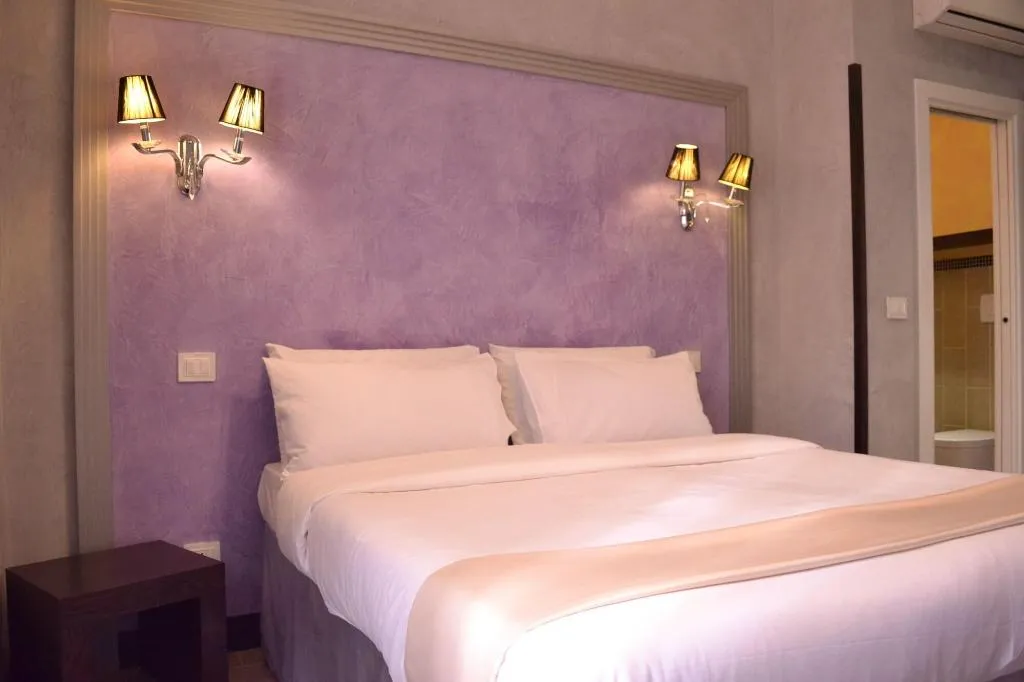 Room, Tiburtina House, Rome