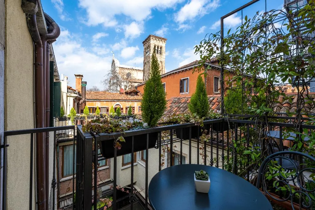 General view, Paganelli, Venice