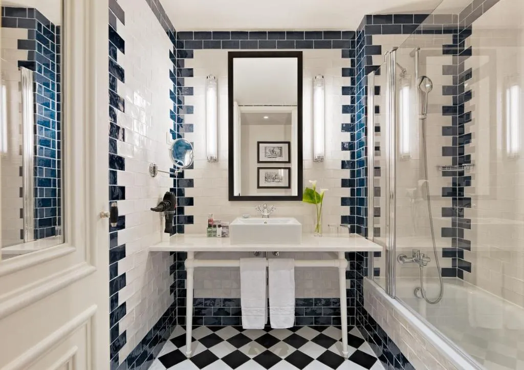 Double or Twin DELUXE Room, H10 Duque De Loule, Lisbon
