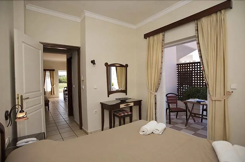 Room, Caretta Beach, Crete
