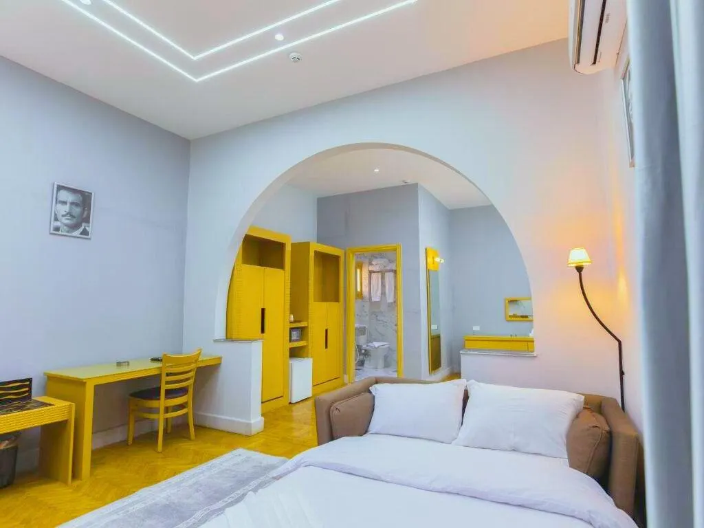 SUITE KING BED ONE BEDROOM  Room, Zamalek House Hotel, Cairo