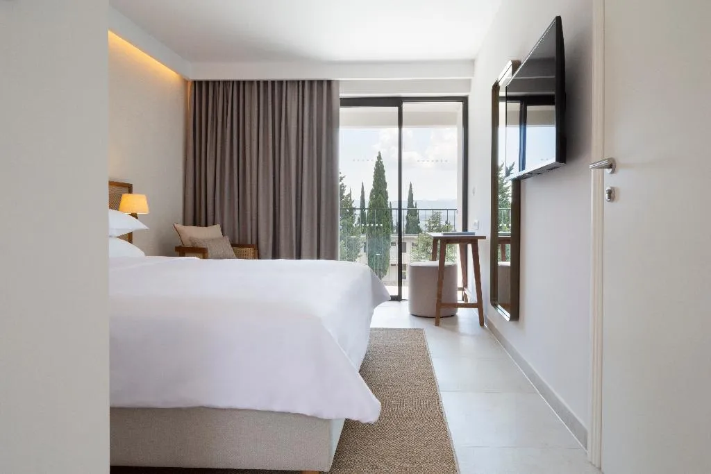 FAMILY ROOM SUPERIOR POOL VIEW Room, Bluesun Holiday Village Bonaca, Split