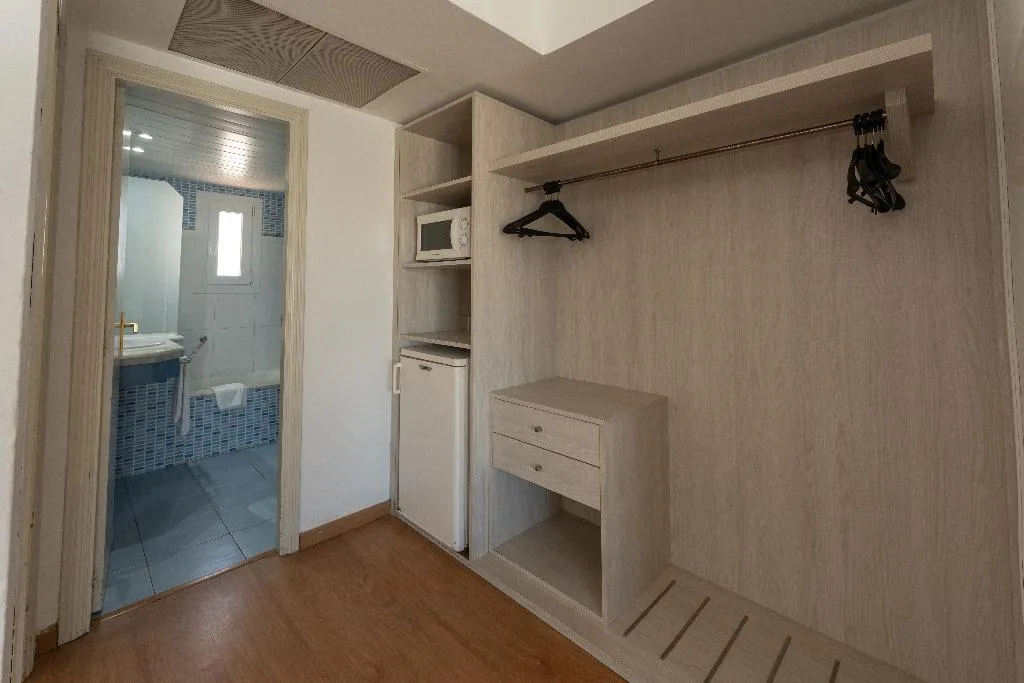APARTMENT STANDARD Room, Hotel Club Es Talaial, Majorca