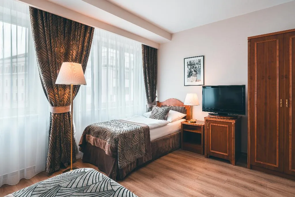 TRIPLE STANDARD Room, Belvedere Hotel Prague, Prague
