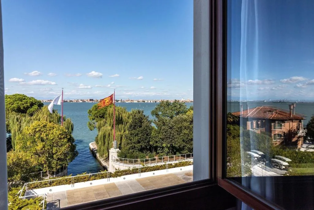 Room, JW Venice, Venice