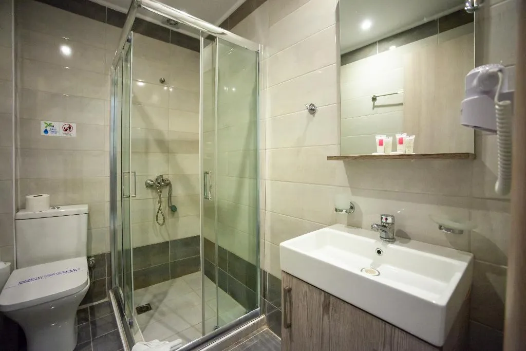 FAMILY ROOM CAPACITY 4 Room, Elounda Residence Resort & Waterpark, Crete