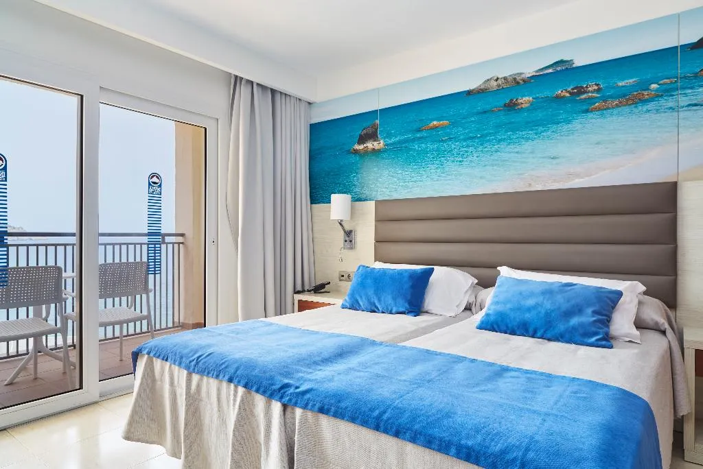 DOUBLE SUPERIOR Room, Invisa Hotel Club Cala Blanca, Ibiza