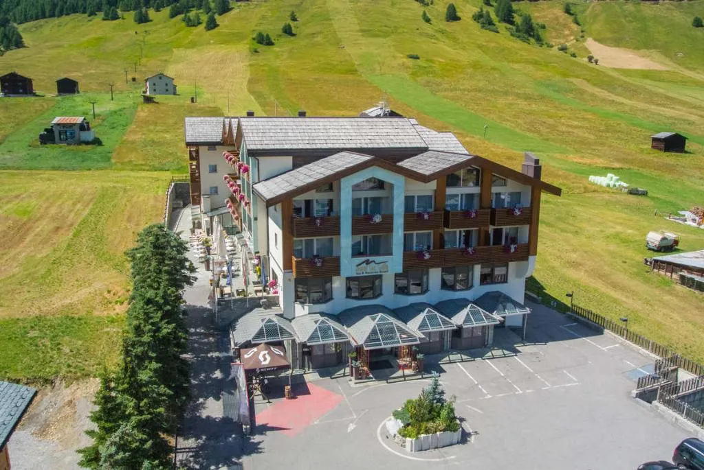General view, Lac Salin Spa & Mountain Resort, Milan