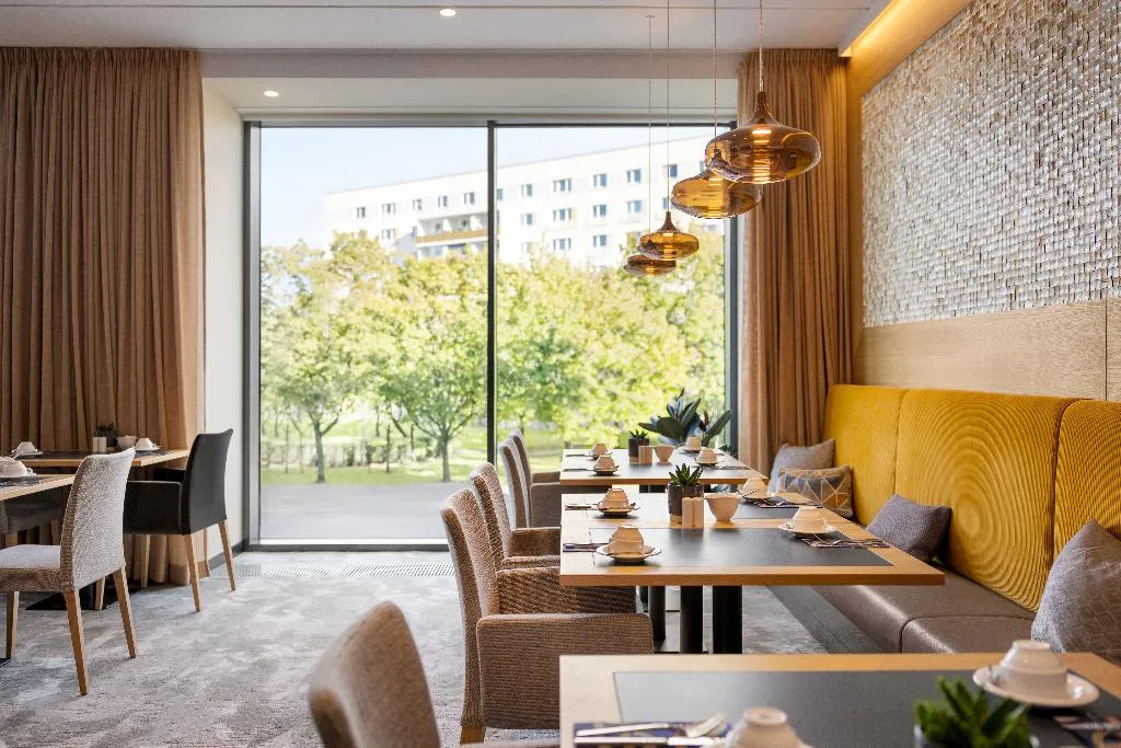 Restaurant, Vienna House by Wyndham Andel's Berlin, Berlin