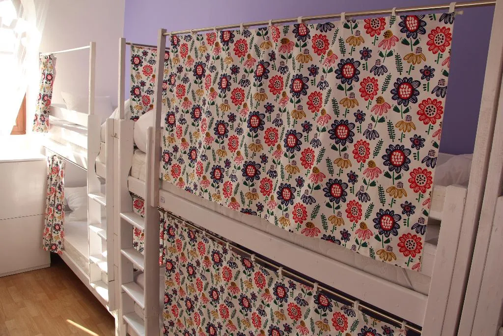 Bed in dormitory CAPACITY 8 WITH SHARED BATHROOM Room, Lorf Hostel&Coffee, Krakow