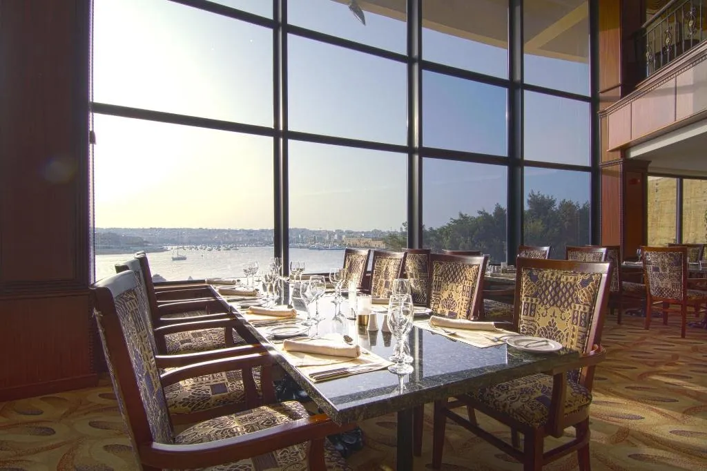 Restaurant, Grand Hotel Excelsior, Malta