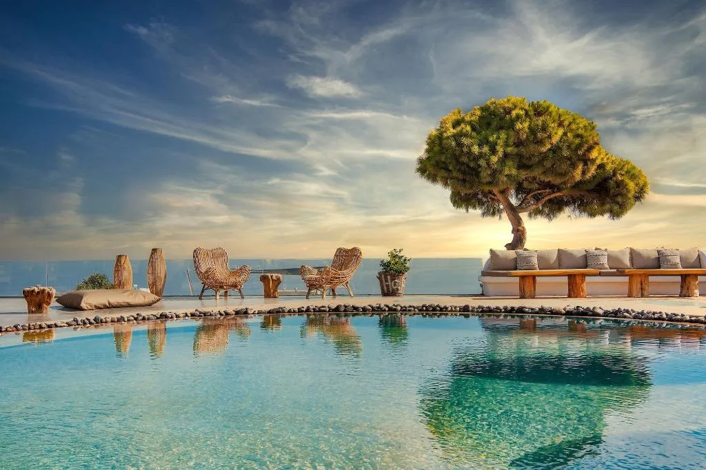 Sports and Entertainment, San Marino Suites, Santorini
