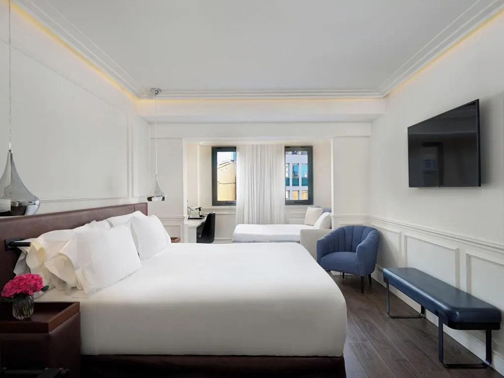 JUNIOR SUITE DELUXE Room, H10 Universitat, Barcelona