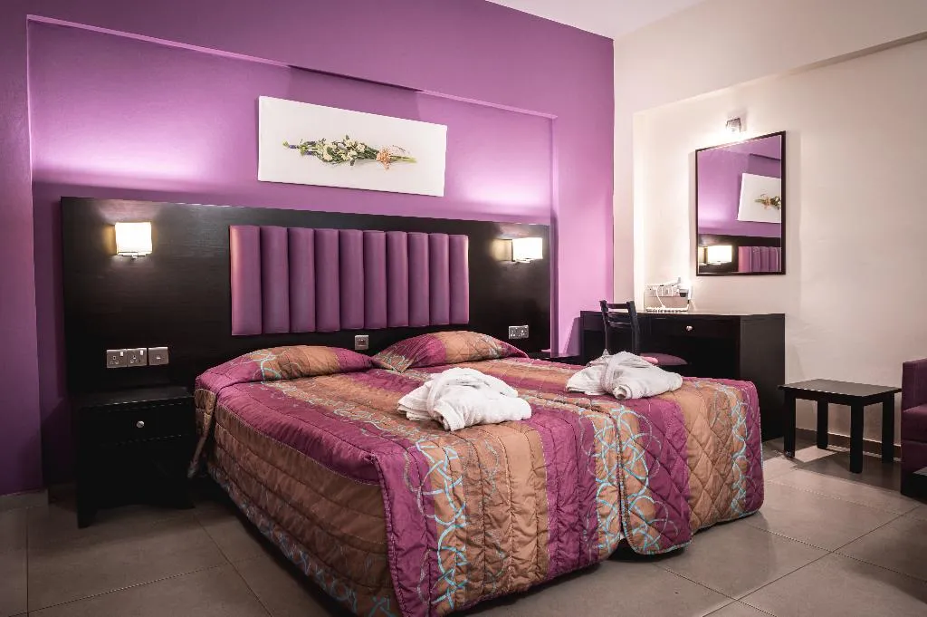 STUDIO SUPERIOR Room, Kefalos Damon Hotel Apts, Cyprus