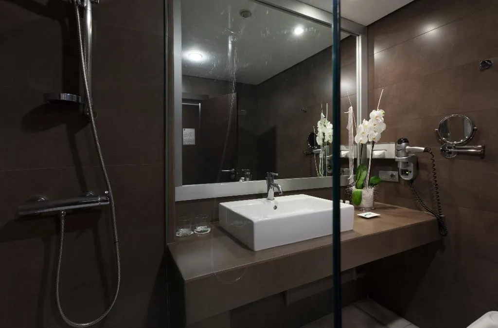 SINGLE STANDARD Room, URH Ciutat de Mataró, Barcelona