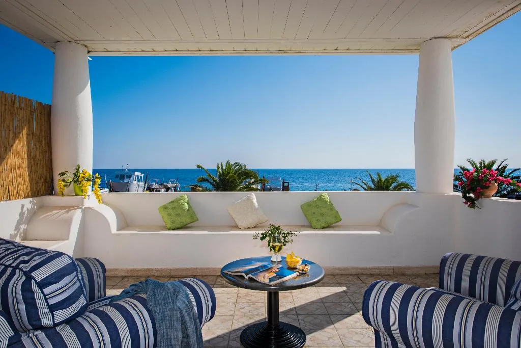 Terrace, Hotel Ossidiana Stromboli, Palermo