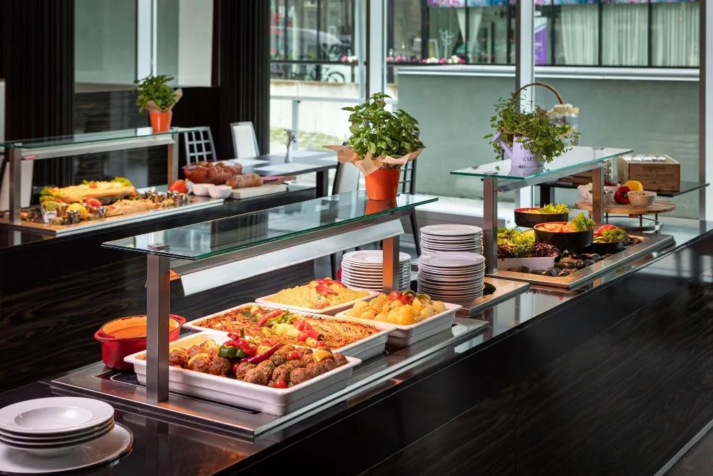 Restaurant, Park Inn by Radisson Meriton Conference&Spa Hotel, Tallinn
