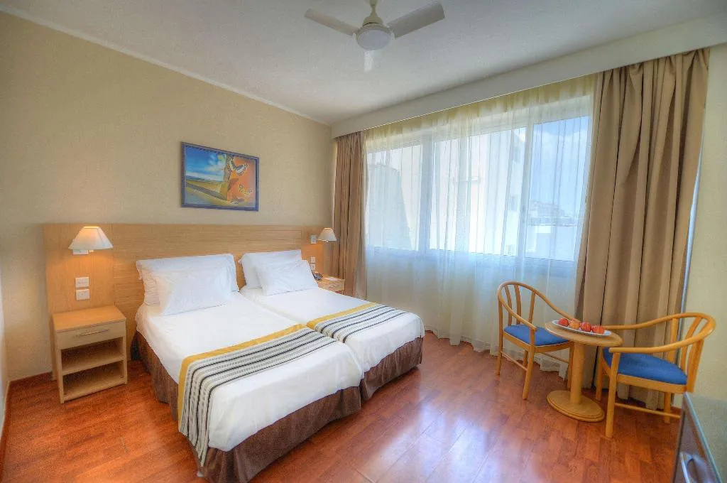 Room, The Preluna Hotel, Malta