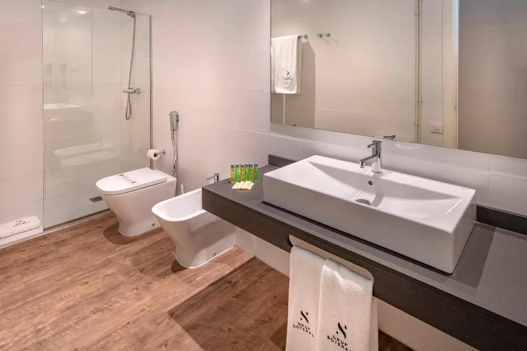 APARTMENT CAPACITY 3 TWO BEDROOMS Room, Apartamentos Playa De Castelldefels, Barcelona