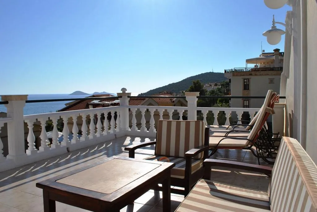 Room, Dionysia, Antalya