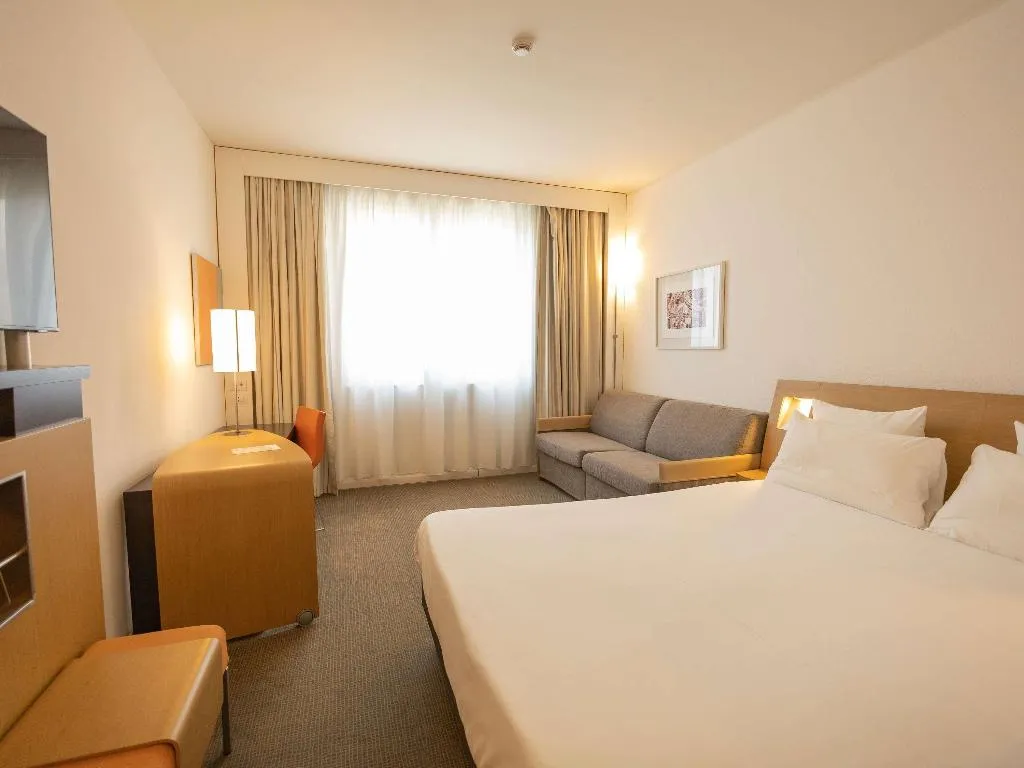 DOUBLE SUPERIOR SEA VIEW Room, Novotel Salerno Est Arechi, Naples