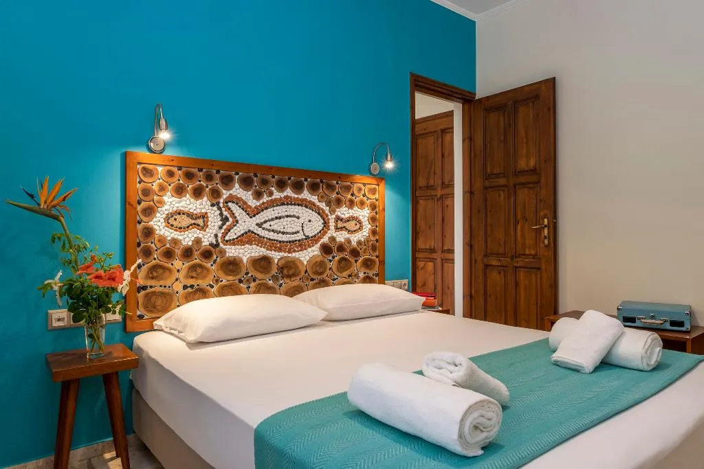 FAMILY ROOM TWO BEDROOMS Room, Aris, Crete