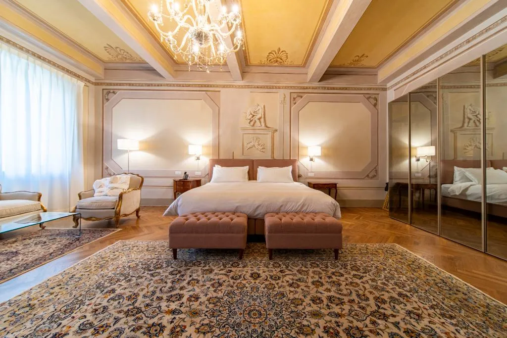 Double or Twin DELUXE Room, Residenza d’epoca Luca Pacioli, Florence