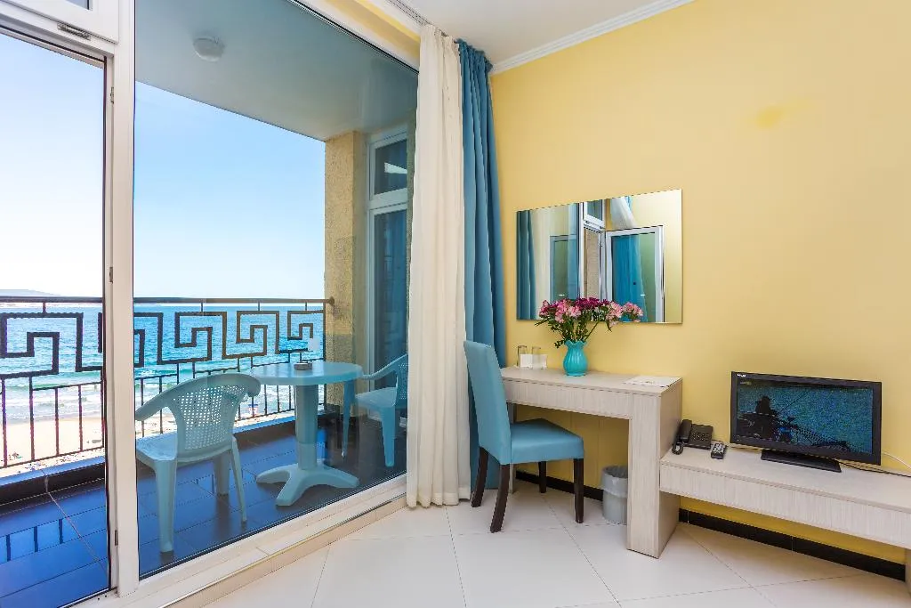 APARTMENT ONE BEDROOM Room, Blue Pearl Hotel, Bourgas