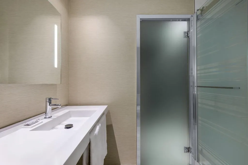 DOUBLE KING SIZE BED Room, AC Sant Cugat, Barcelona