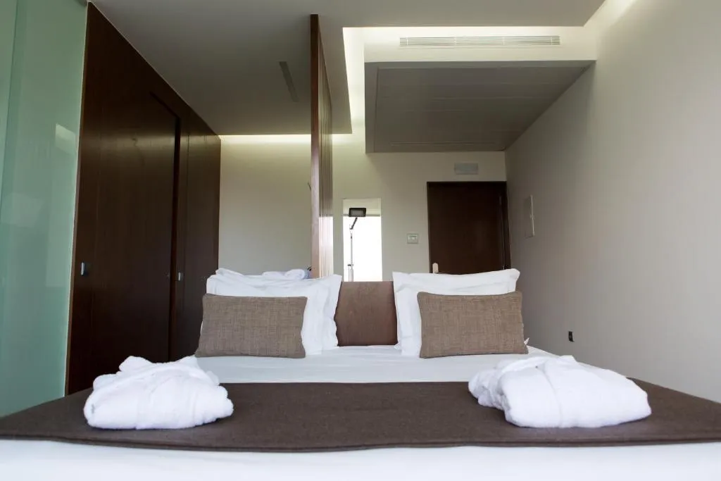 TWIN MOUNTAIN VIEW Room, Douro Scala, Porto
