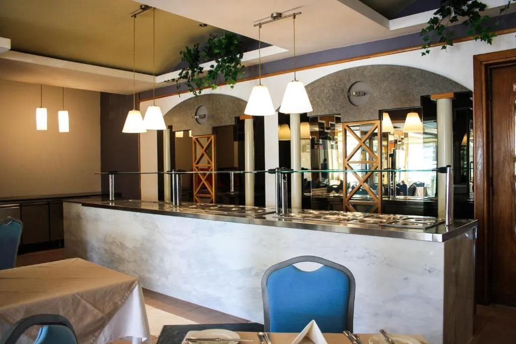 Restaurant, Coral Hotel, Malta