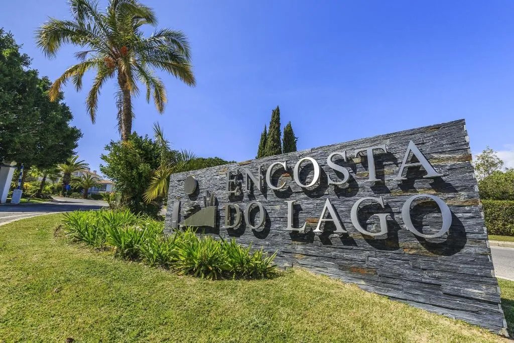 Lobby, Encosta do Lago Resort, Algarve